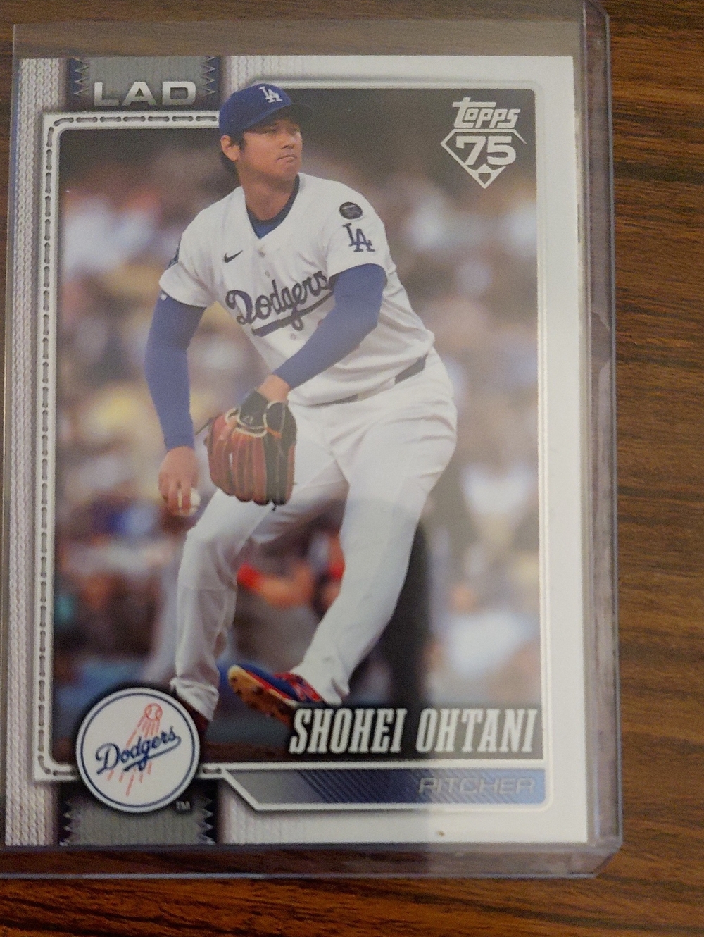 Topps Dodgers Baseball Card - White, Blue & Brown